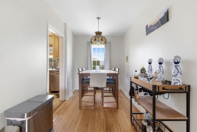 9 Lennon Ct 13, Boston, MA 02127