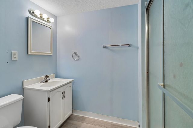 5612 Linden Circle, Johnston, IA 50131
