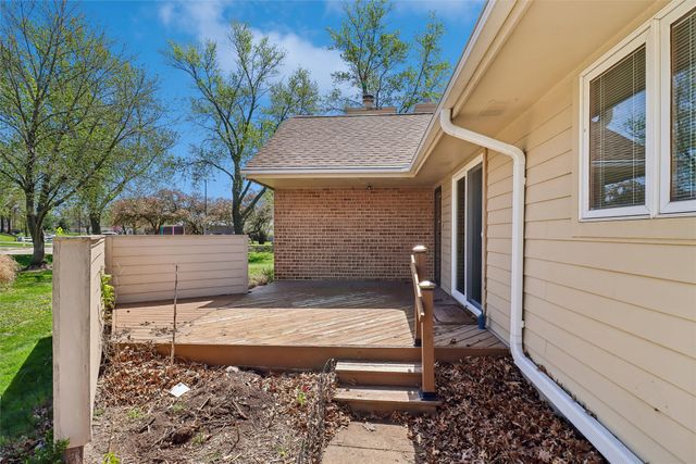 5612 Linden Circle, Johnston, IA 50131
