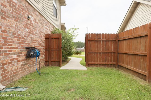 17349 Palm Ridge Drive, D'iberville, MS 39540