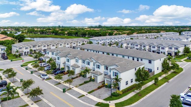 2629 SE 13th Street, Homestead, FL 33035