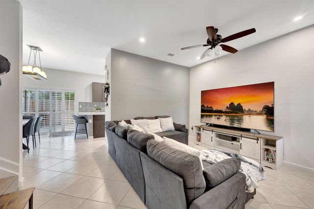 2629 SE 13th Street, Homestead, FL 33035
