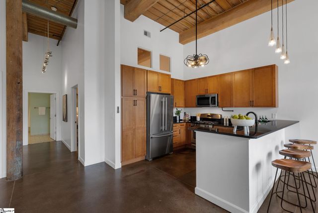 400 Mills Avenue Unit 212, Greenville, SC 29605
