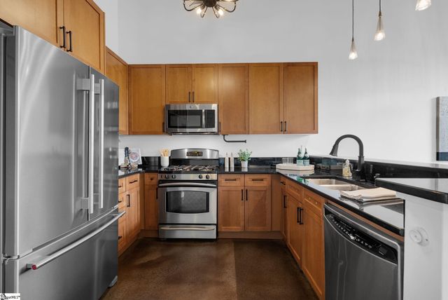 400 Mills Avenue Unit 212, Greenville, SC 29605