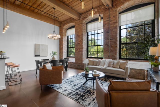 400 Mills Avenue Unit 212, Greenville, SC 29605