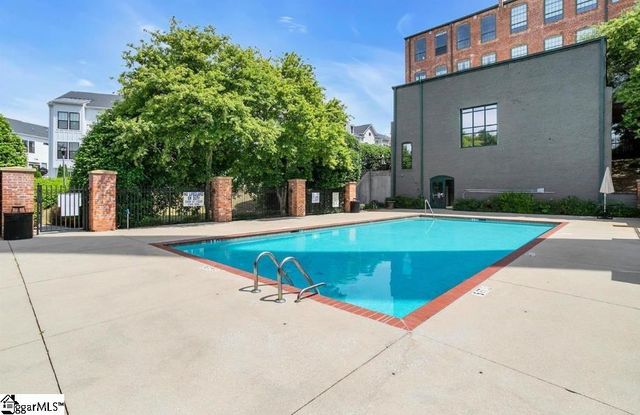 400 Mills Avenue Unit 212, Greenville, SC 29605