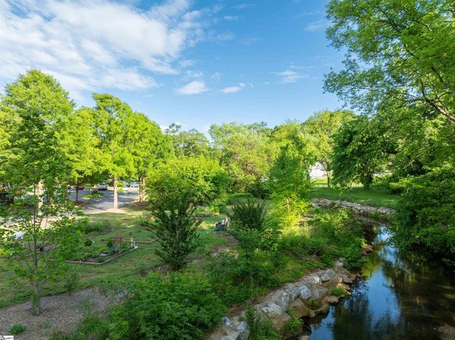400 Mills Avenue Unit 212, Greenville, SC 29605