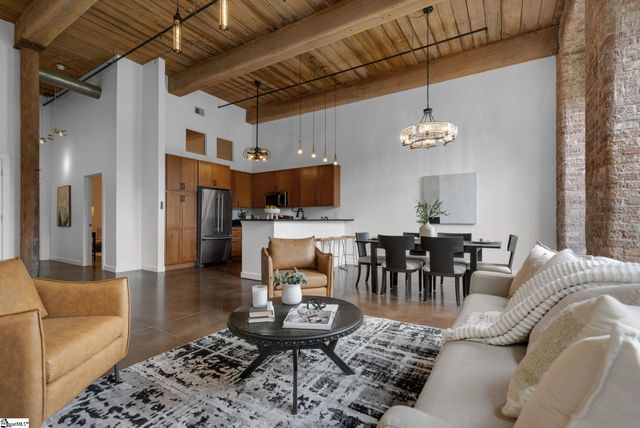 400 Mills Avenue Unit 212, Greenville, SC 29605