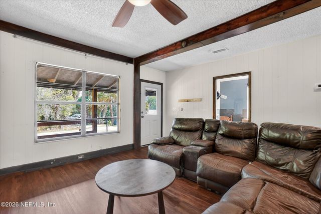 1124 S 12TH Street, Palatka, FL 32177