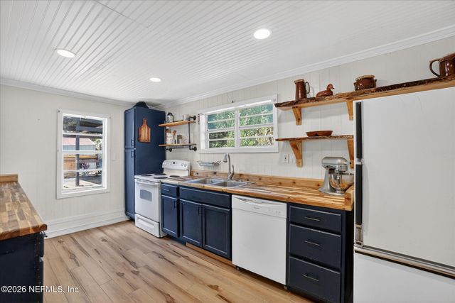 1124 S 12TH Street, Palatka, FL 32177