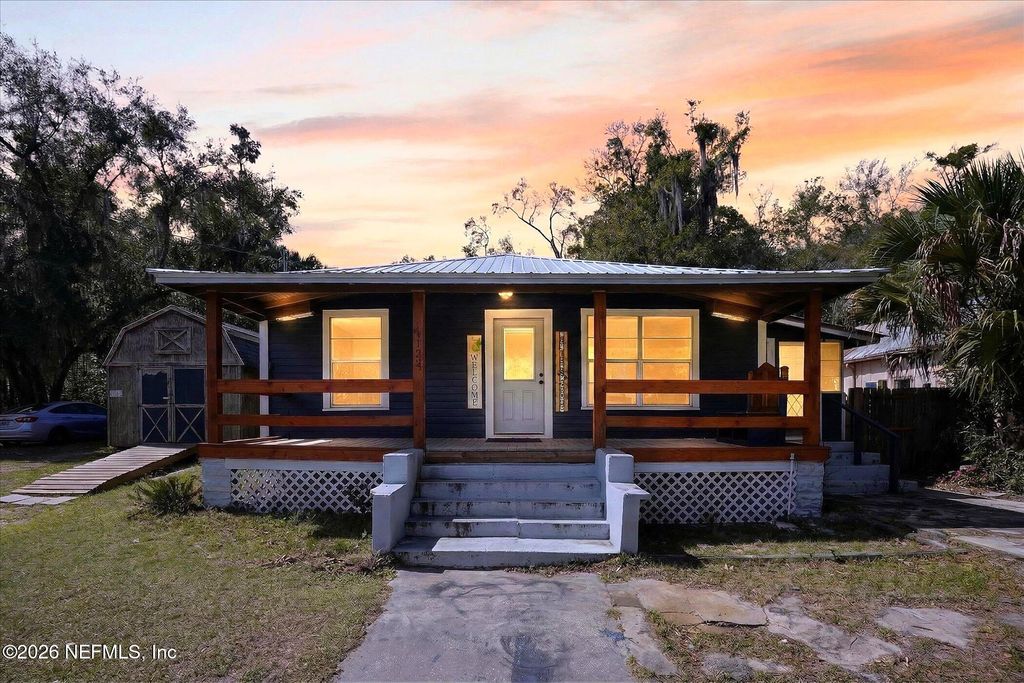 1124 S 12TH Street, Palatka, FL 32177