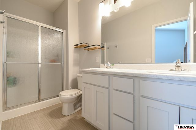 6708 Verano Drive, Lincoln, NE 68523