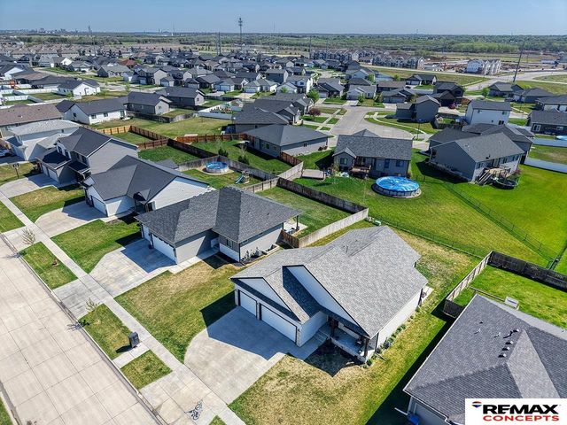 6708 Verano Drive, Lincoln, NE 68523