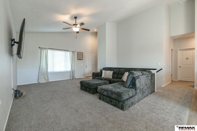 6708 Verano Drive, Lincoln, NE 68523