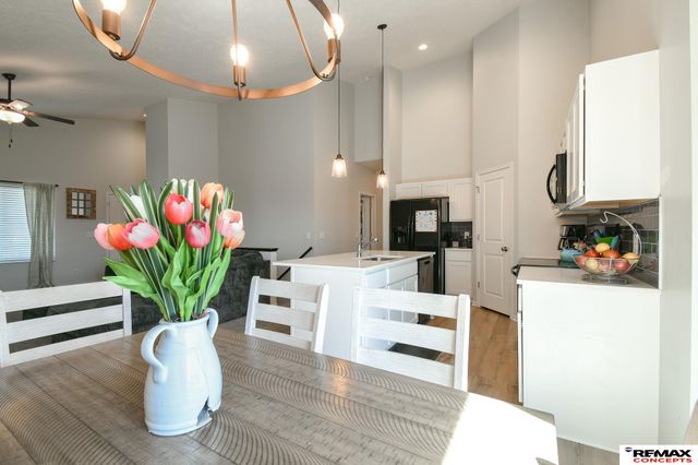 6708 Verano Drive, Lincoln, NE 68523