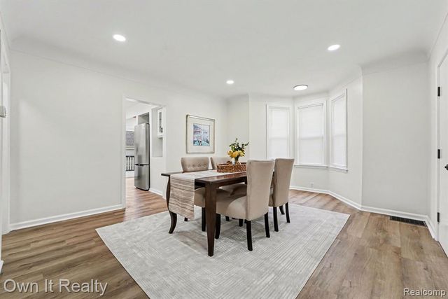168 Kerby Road, Grosse Pointe Farms, MI 48236