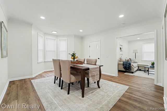 168 Kerby Road, Grosse Pointe Farms, MI 48236