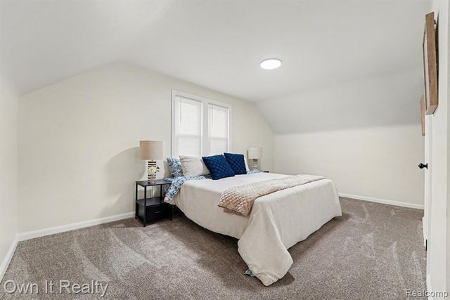 168 Kerby Road, Grosse Pointe Farms, MI 48236