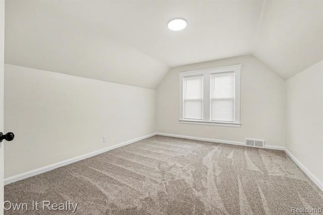168 Kerby Road, Grosse Pointe Farms, MI 48236