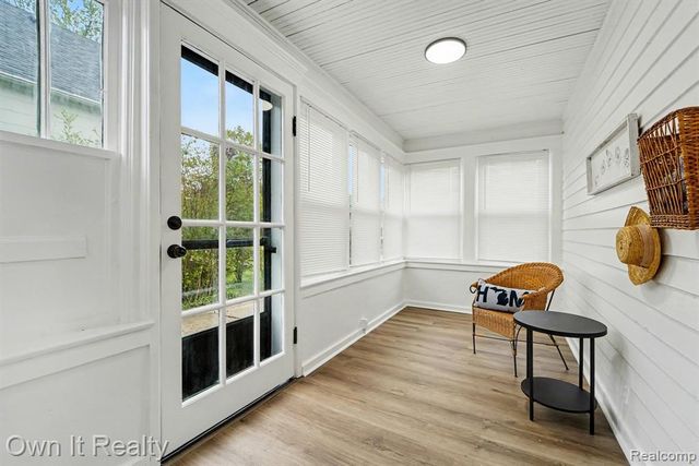 168 Kerby Road, Grosse Pointe Farms, MI 48236