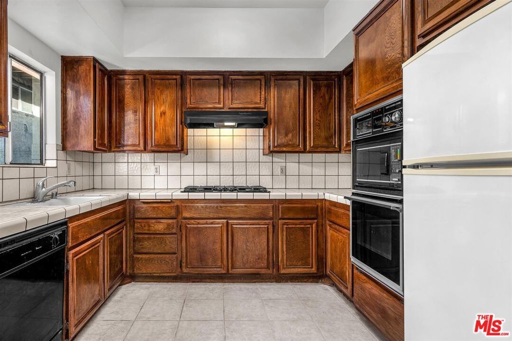 3618 Keystone Avenue 1, Los Angeles, CA 90034 — photo 2