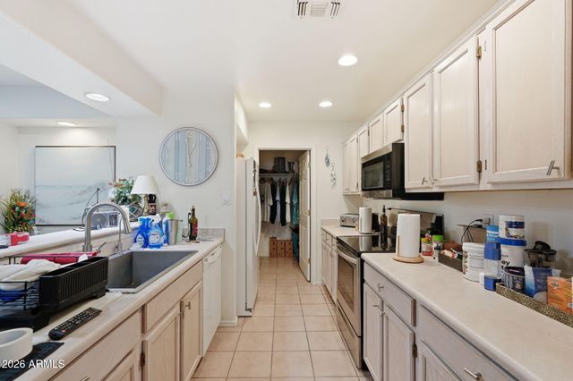 16702 E Westby Drive A, Fountain Hills, AZ 85268