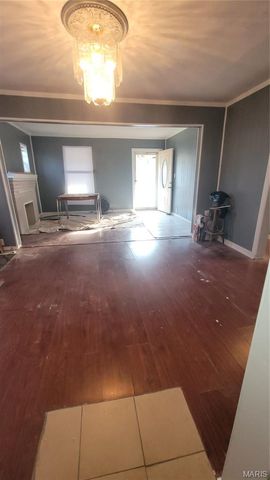 6205 Dardanella Avenue, St Louis, MO 63121