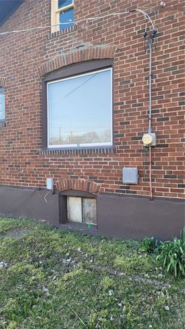 6205 Dardanella Avenue, St Louis, MO 63121