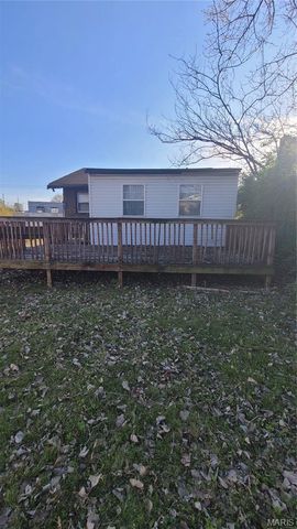 6205 Dardanella Avenue, St Louis, MO 63121