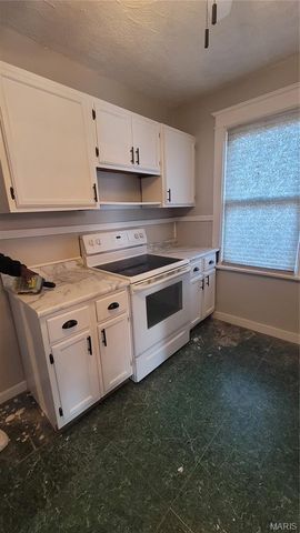 6205 Dardanella Avenue, St Louis, MO 63121