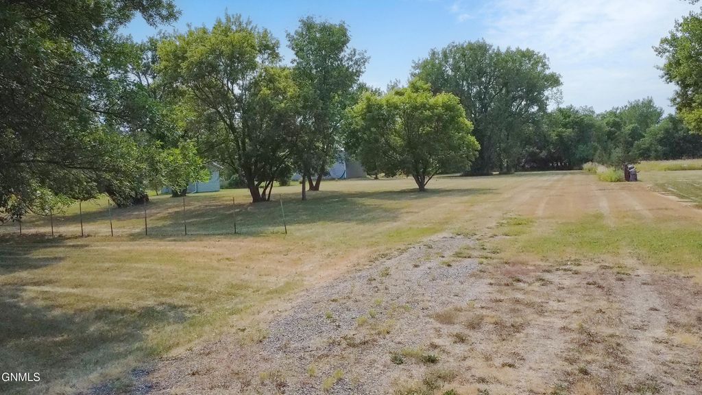 Tbd 12th Street SE, Bismarck, ND 58504 photo 1