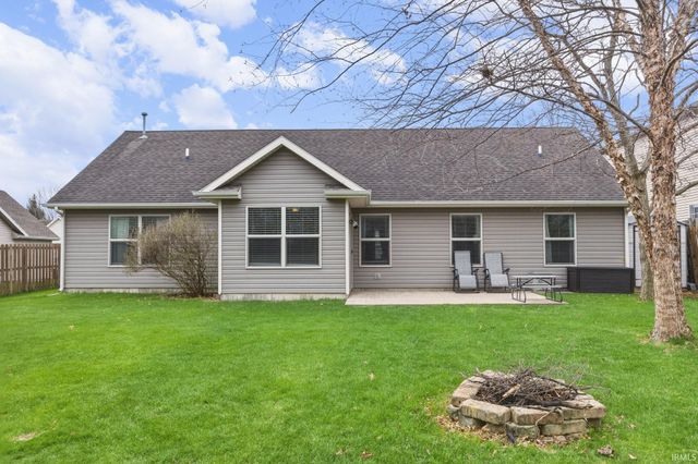 2812 Grosbeak Lane, West Lafayette, IN 47906