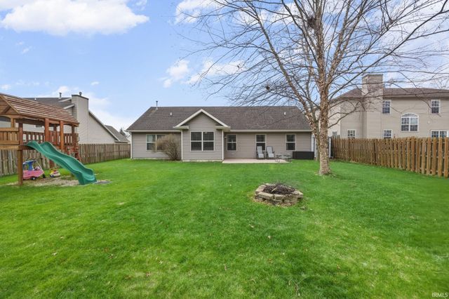 2812 Grosbeak Lane, West Lafayette, IN 47906