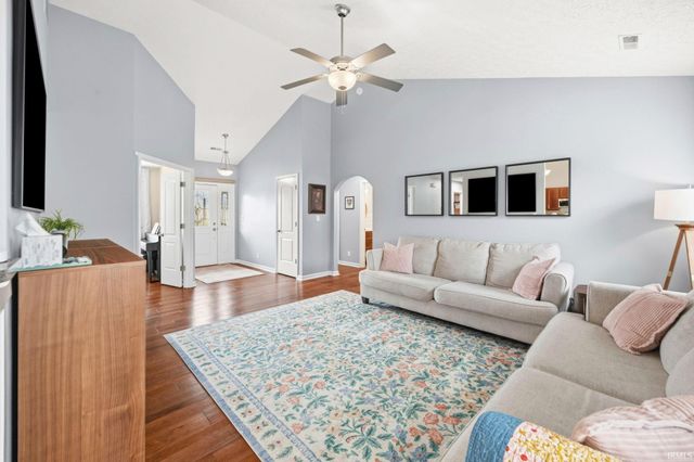 2812 Grosbeak Lane, West Lafayette, IN 47906