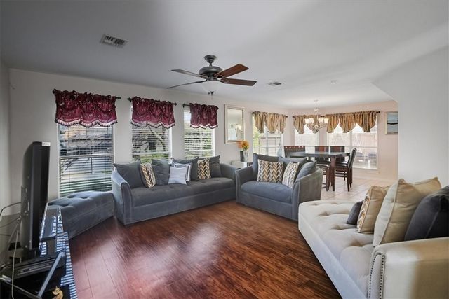 5118 Toledo Dr, Corpus Christi, TX 78413