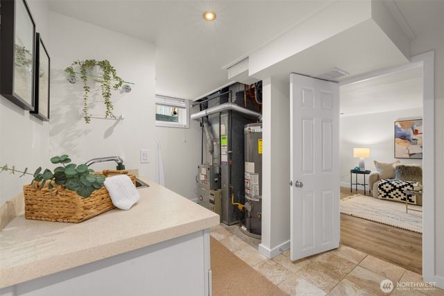 1315 102nd Avenue NE, Bellevue, WA 98004