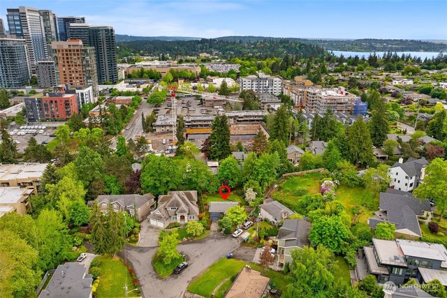 1315 102nd Avenue NE, Bellevue, WA 98004