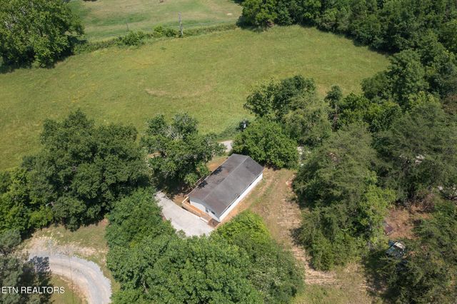 604 Trotter Rd, Knoxville, TN 37920