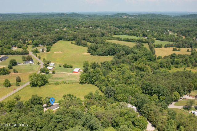 604 Trotter Rd, Knoxville, TN 37920