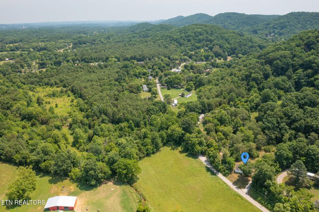 604 Trotter Rd, Knoxville, TN 37920