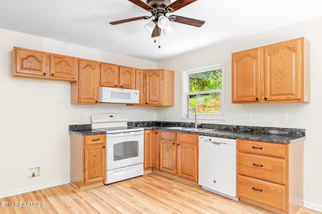 604 Trotter Rd, Knoxville, TN 37920