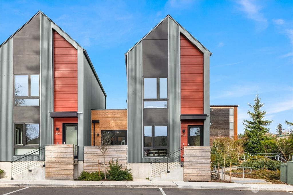 200 Shepard Way NW, Bainbridge Island, WA 98110