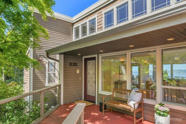 7103 156th Street SW, Edmonds, WA 98026