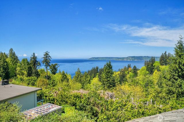 7103 156th Street SW, Edmonds, WA 98026