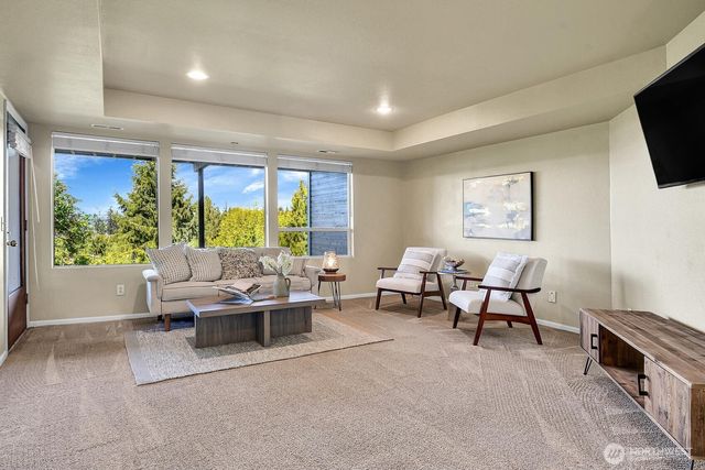 7103 156th Street SW, Edmonds, WA 98026