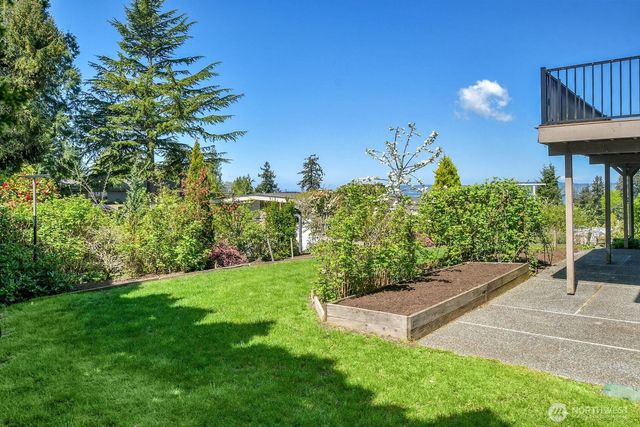 7103 156th Street SW, Edmonds, WA 98026