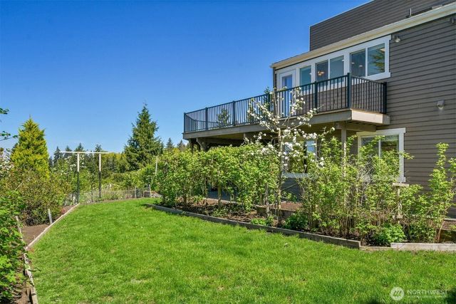 7103 156th Street SW, Edmonds, WA 98026