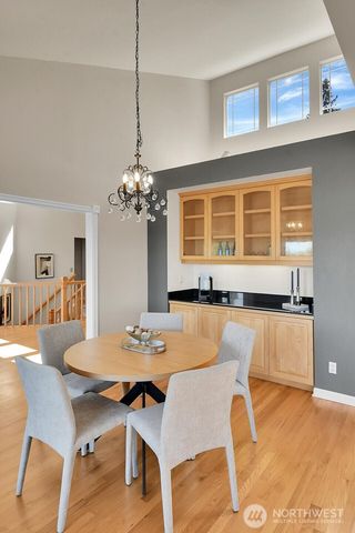 7103 156th Street SW, Edmonds, WA 98026