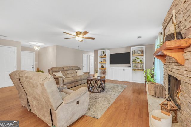 125 Bulldog Court, Barnesville, GA 30204