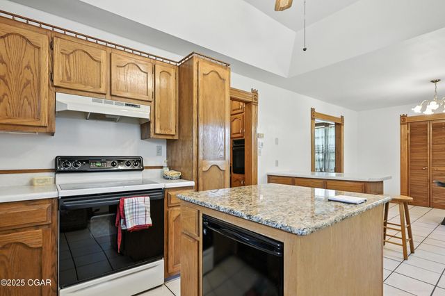 340 W Brook Street, Neosho, MO 64850